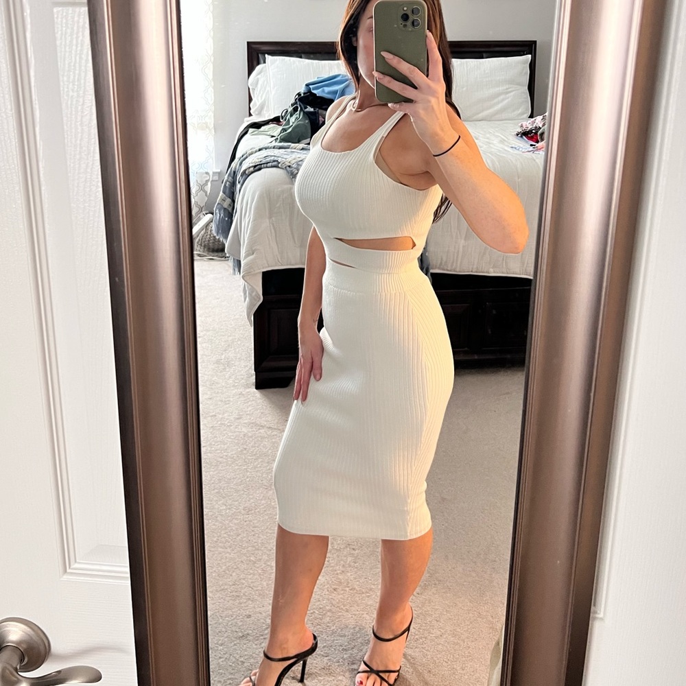 By Egreis Laken top and skirt